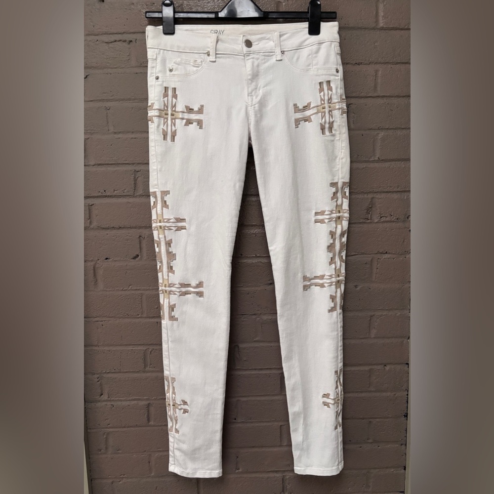 Vintage Saks Fifth Ave  White Jeans /Southwest Embroidery 29